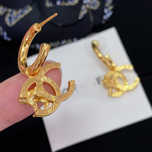 DOUBLE C DROP GOLD TIGER EARRINGS