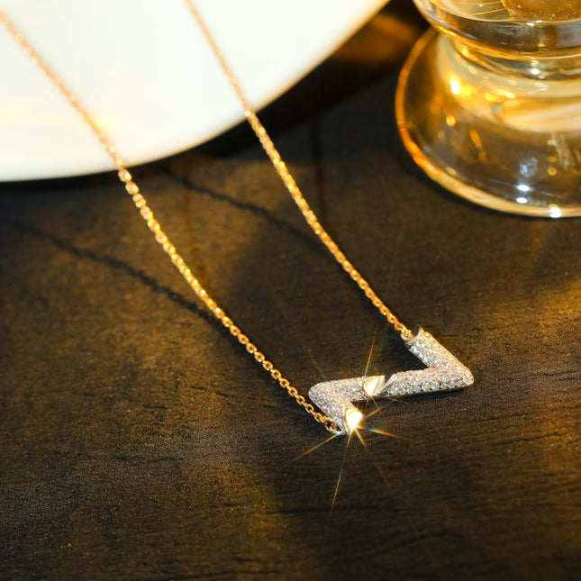 VOLT SILVER DIAMOND PEDANT NECKLACE