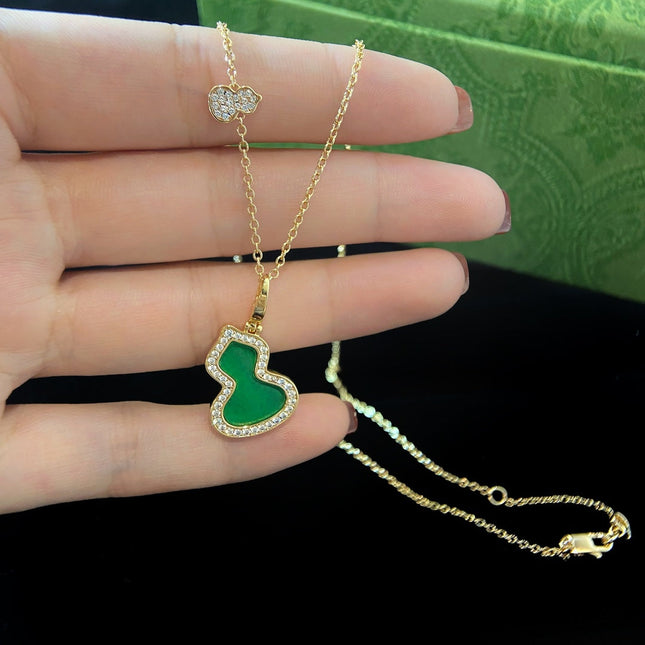 WULU 2 MOTIF MALACHITE PINK GOLD NECKLACE