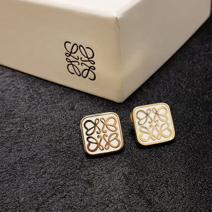 ANAGRAM GOLD STUD SQUARE EARRINGS