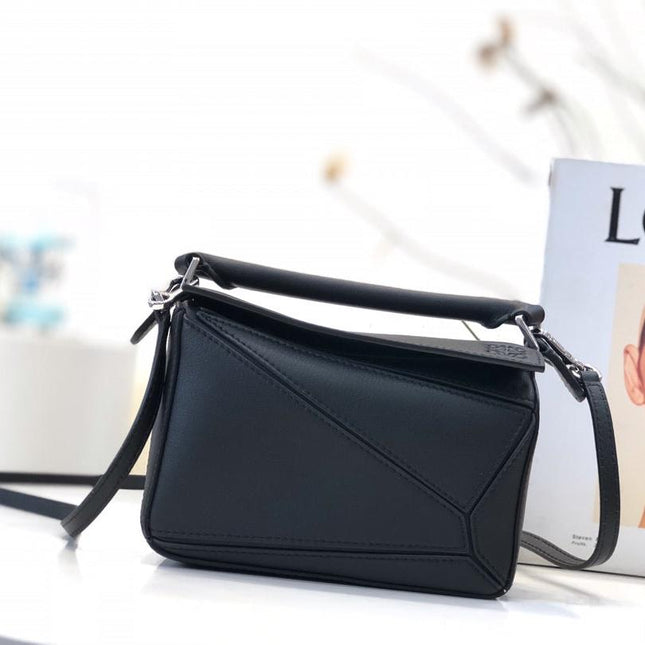 LOE MINI 18 PUZZLE BAG IN BLACK CALFSKIN