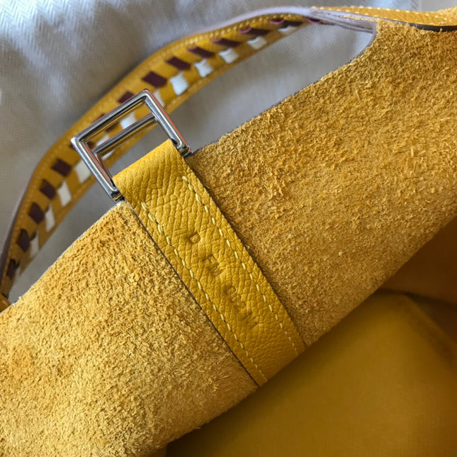 HM PICOTIN LOCK 18 YELLOW CALFSKIN WITH BRAID STRAP