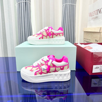 One Stud Xl Sneaker Pink White Nappa Leather And Toile Iconographe