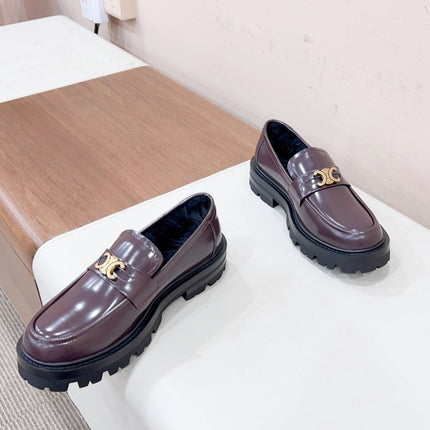 MARGARET LOAFER WITH TRIOMPHE CHAIN IN POLISHED BULL DEEP BROWN