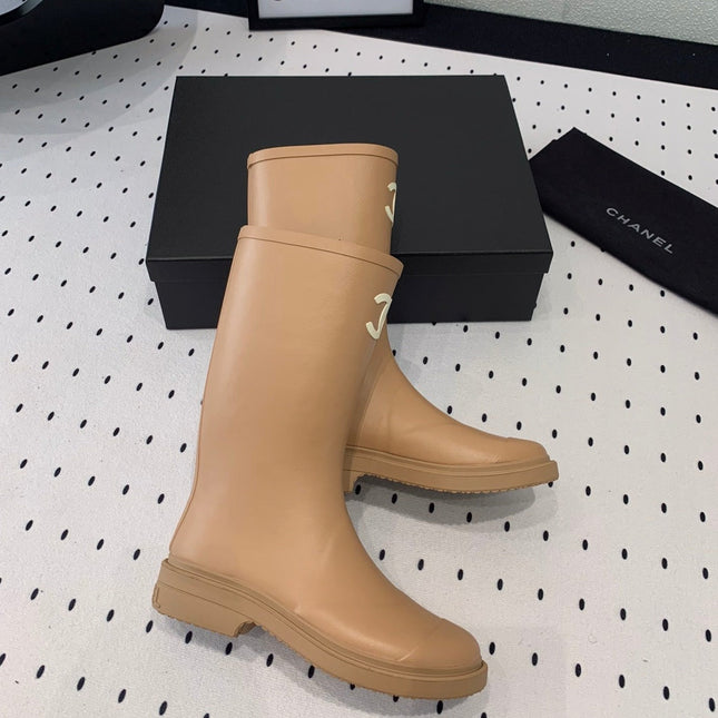 cc rainboot chanel cream coler