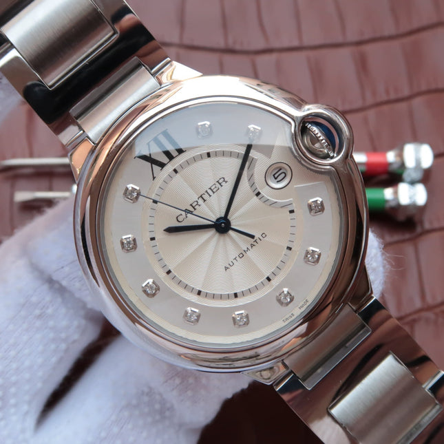 BALLON BLEU DATE 42 SILVER DIAL DIAMOND NUMERALS