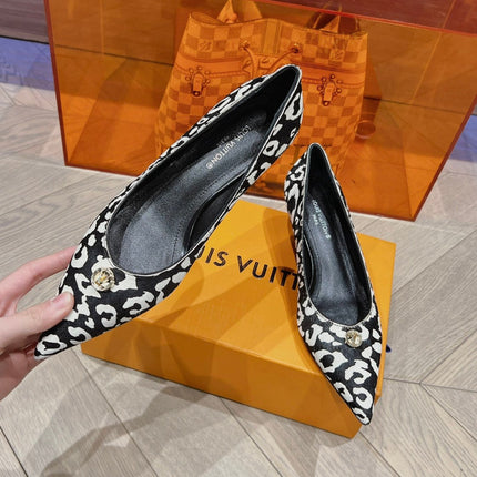 LV SINGLE LOW HEEL PUMP WHITE LEOPARD