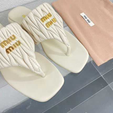 Flip-Flops Cream Leather Stylized