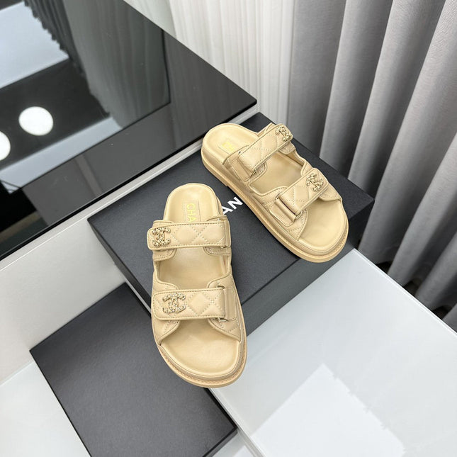 dad sandals beige lambskin mules