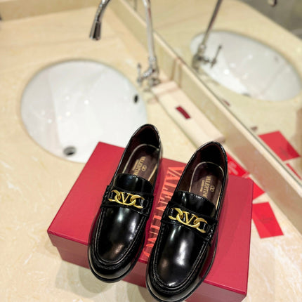 The Bold Edition Vlogo Black Calfskin Loafer