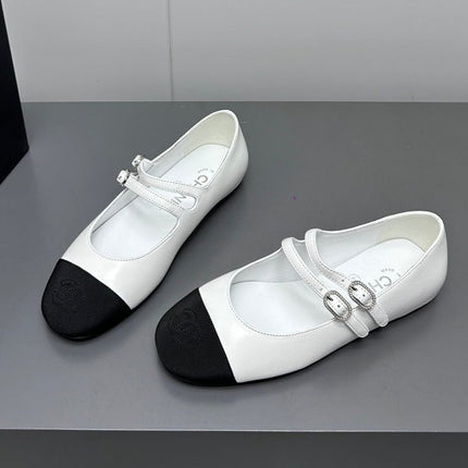 CC pearl Mary Jane flat shoes white