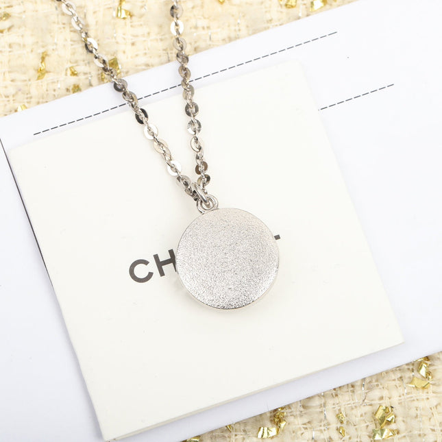 DOUBLE C ROUND PENDANT SILVER DIAMOND NECKLACE