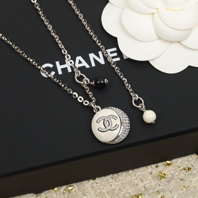 DOUBLE C ROUND PENDANT SILVER DIAMOND NECKLACE